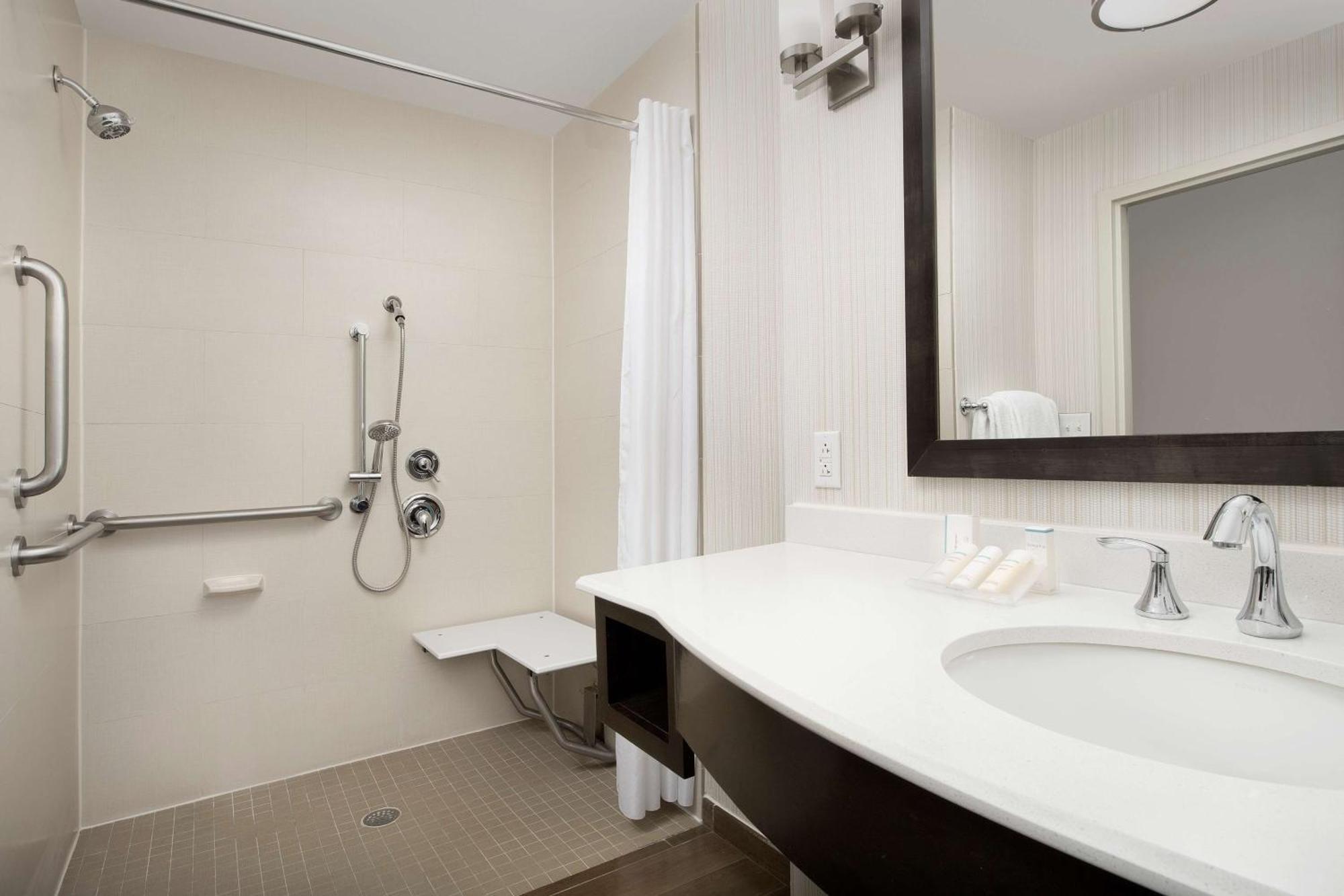 Hilton Garden Inn Charlotte Airport Luaran gambar